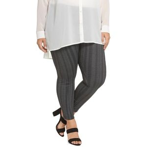 NWOT Alyssa Pointe Legging